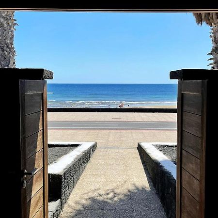 La Casa De La Playa Villa Puerto del Carmen  Exteriör bild